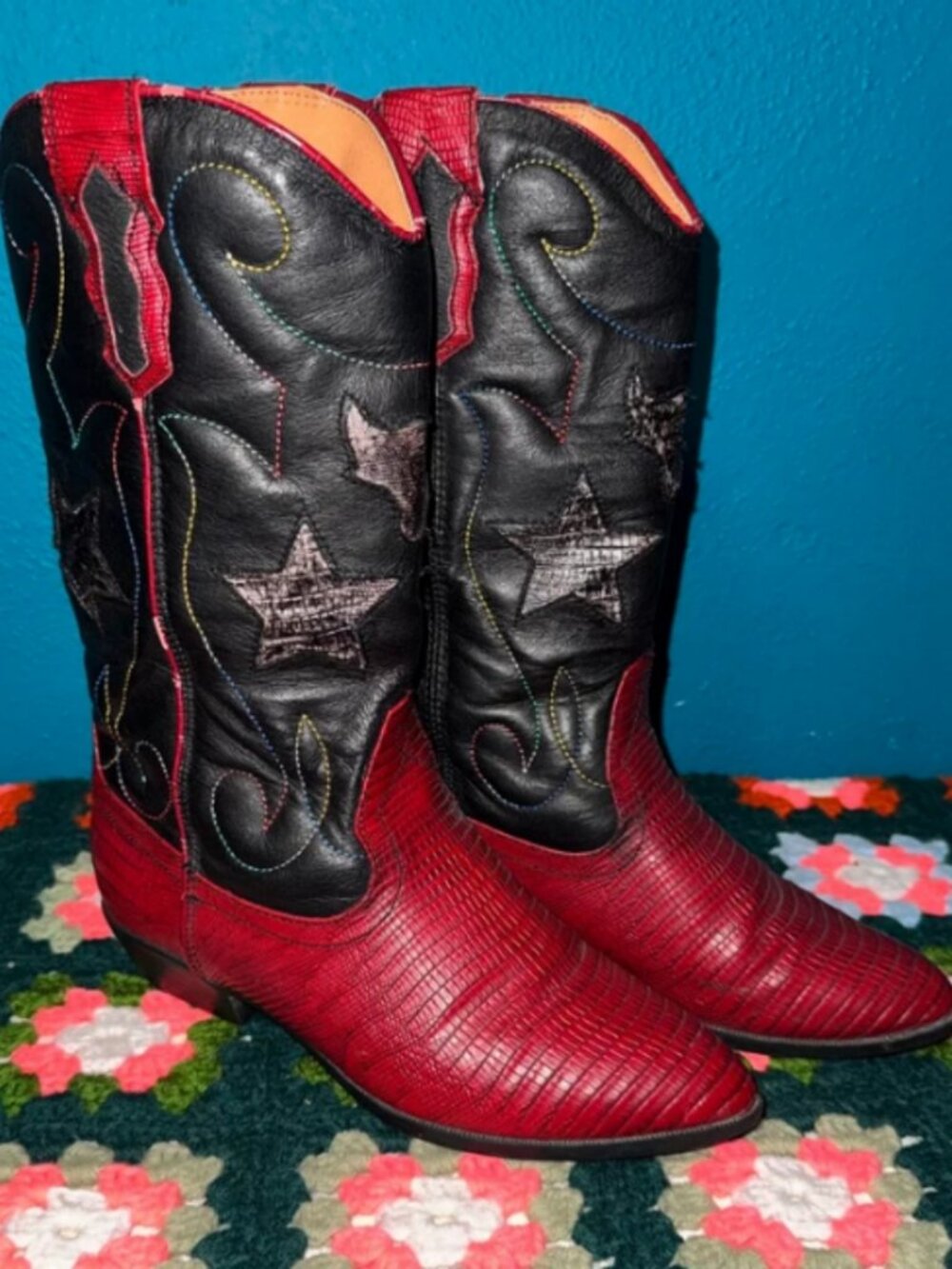 Vintage black n red cowboy boots
